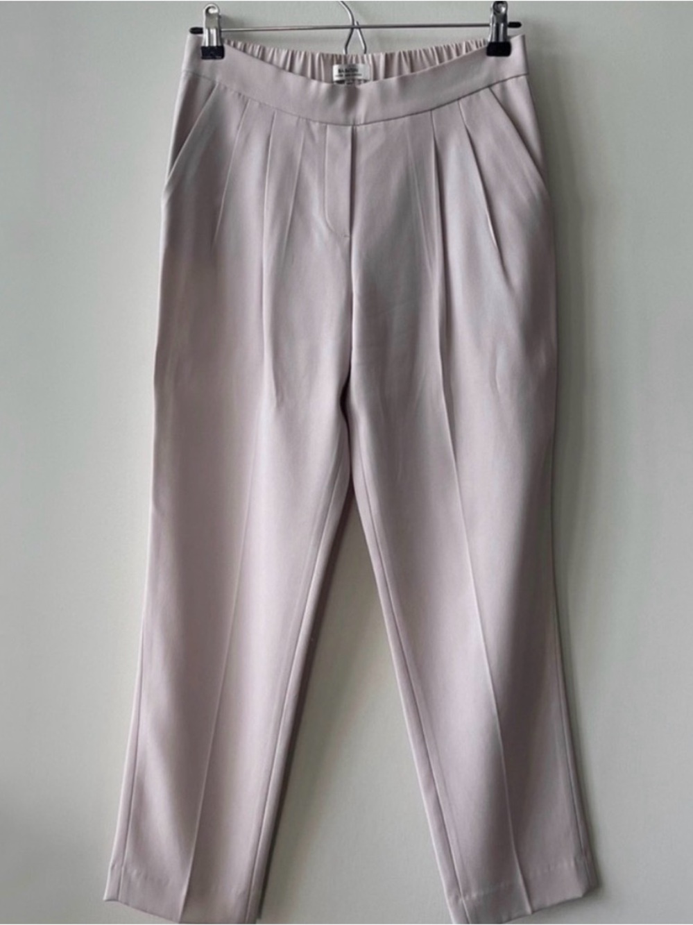 4 for $30- Aritzia Babaton Mid Rise Conan Japanese Crepe Cropped Pants Taupe